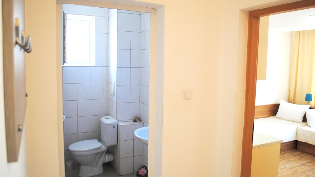 Veda Guest House Pomorie Exteriér fotografie
