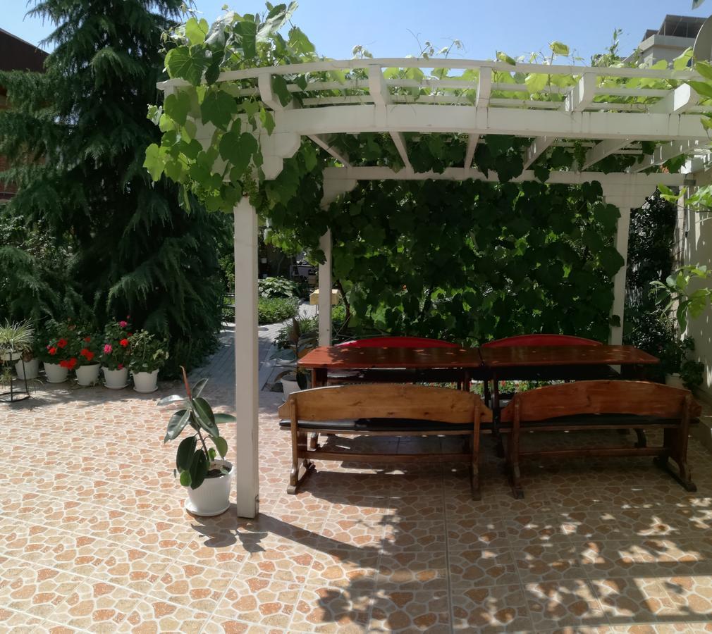 Veda Guest House Pomorie Exteriér fotografie