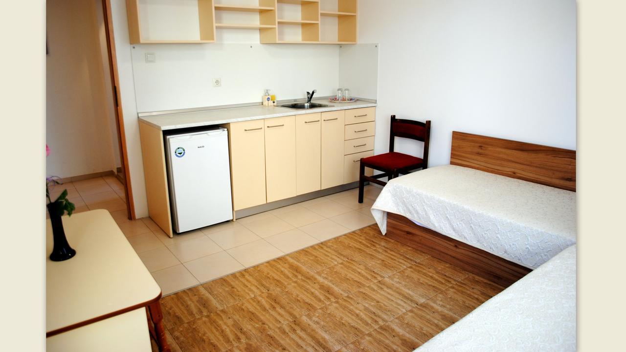 Veda Guest House Pomorie Exteriér fotografie