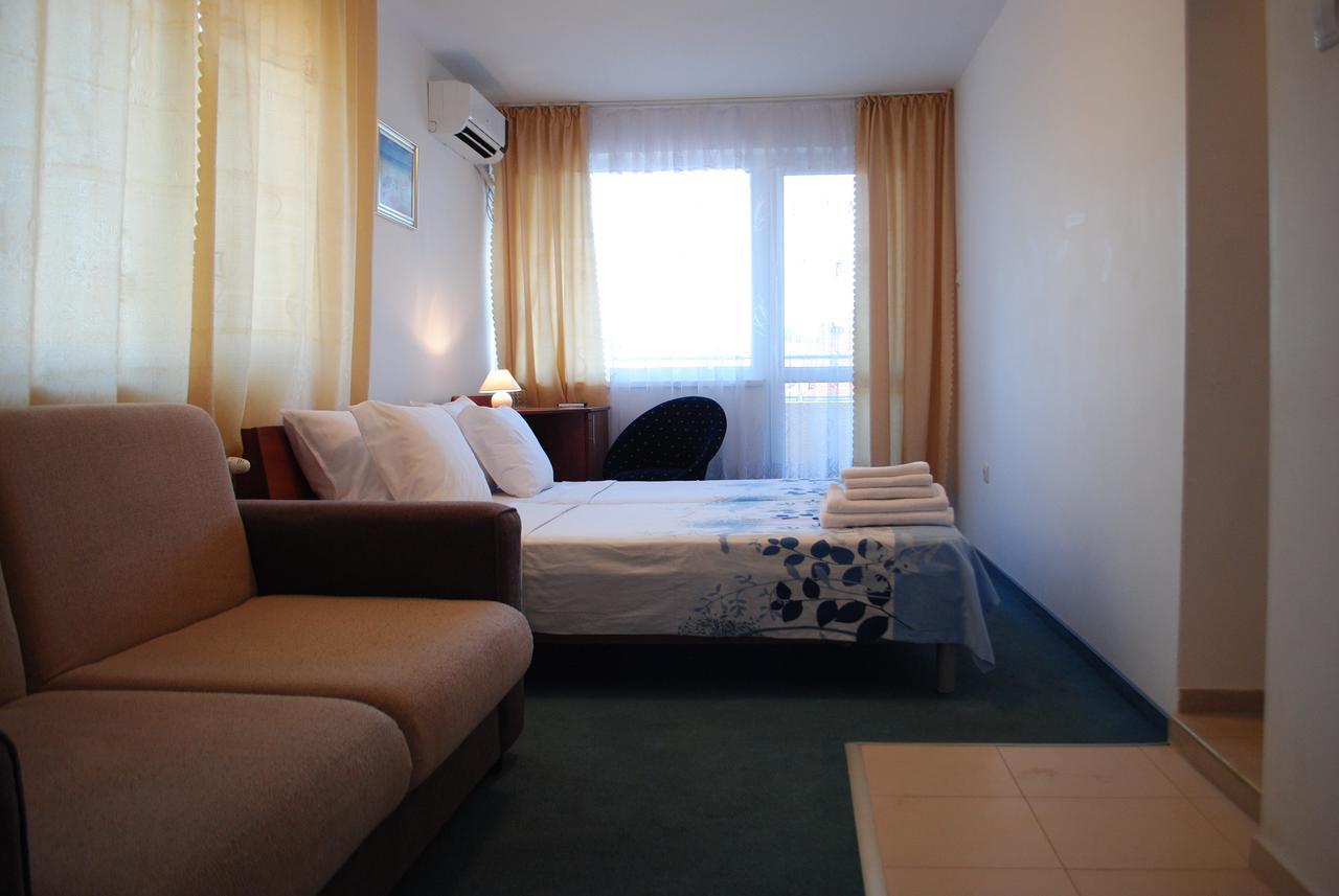 Veda Guest House Pomorie Exteriér fotografie