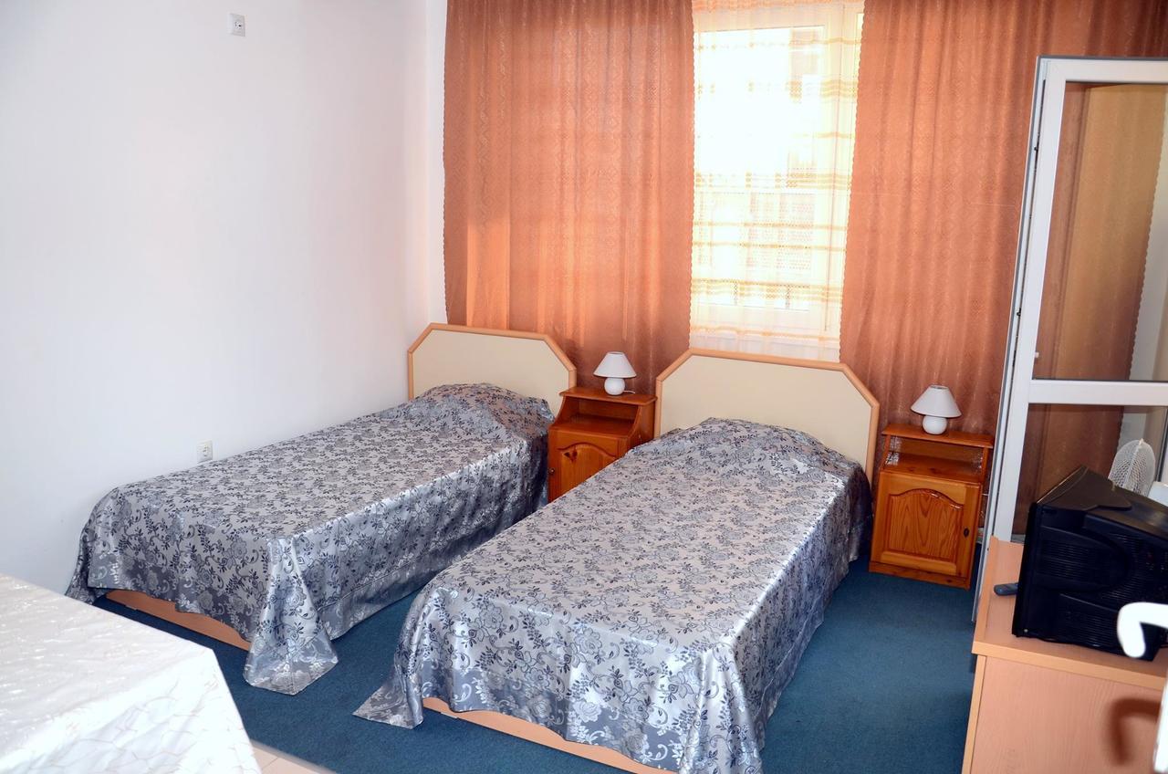 Veda Guest House Pomorie Exteriér fotografie