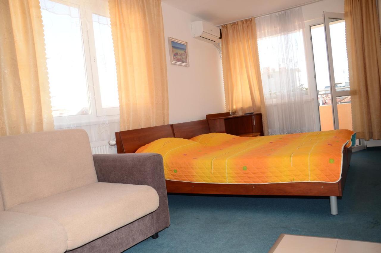 Veda Guest House Pomorie Exteriér fotografie