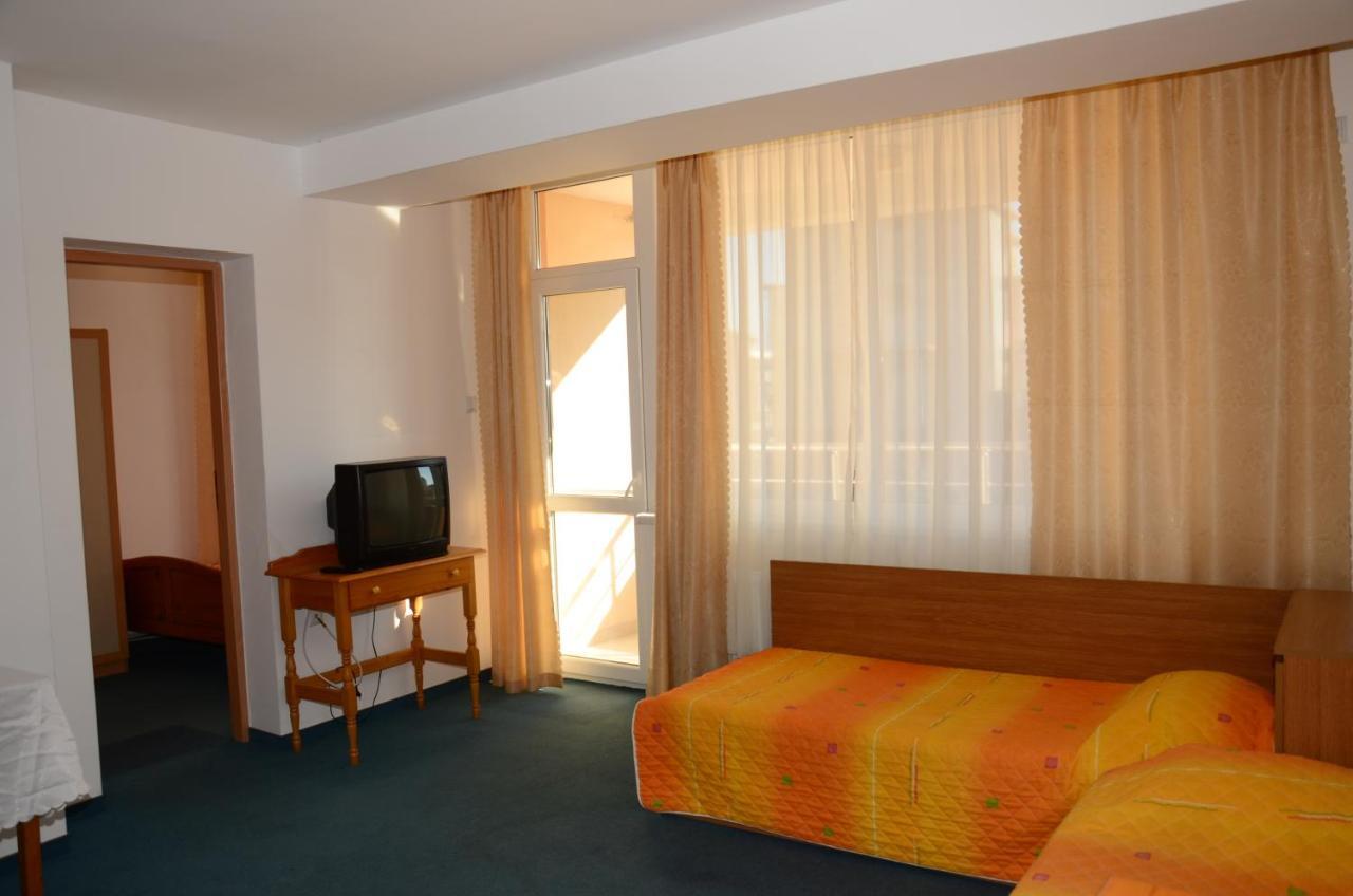 Veda Guest House Pomorie Exteriér fotografie