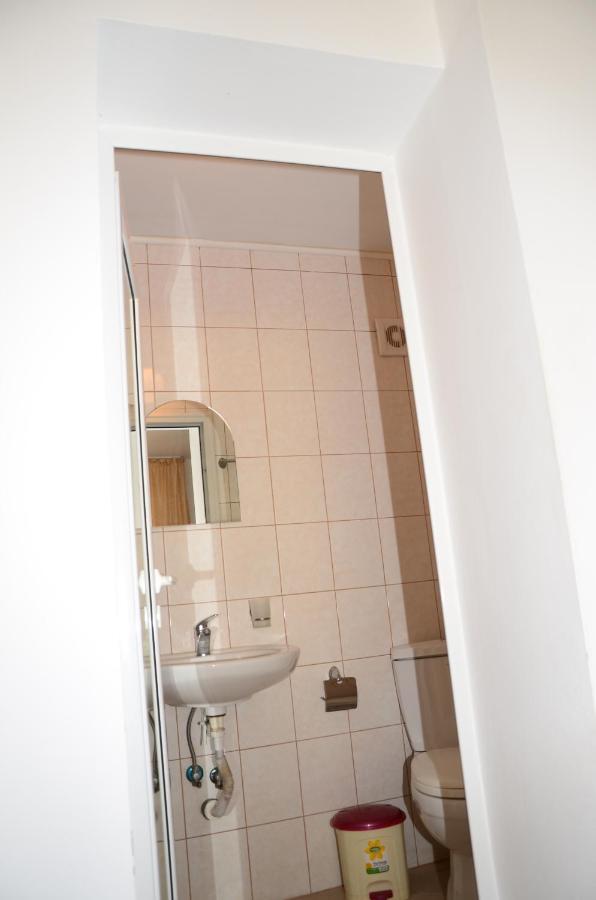 Veda Guest House Pomorie Pokoj fotografie