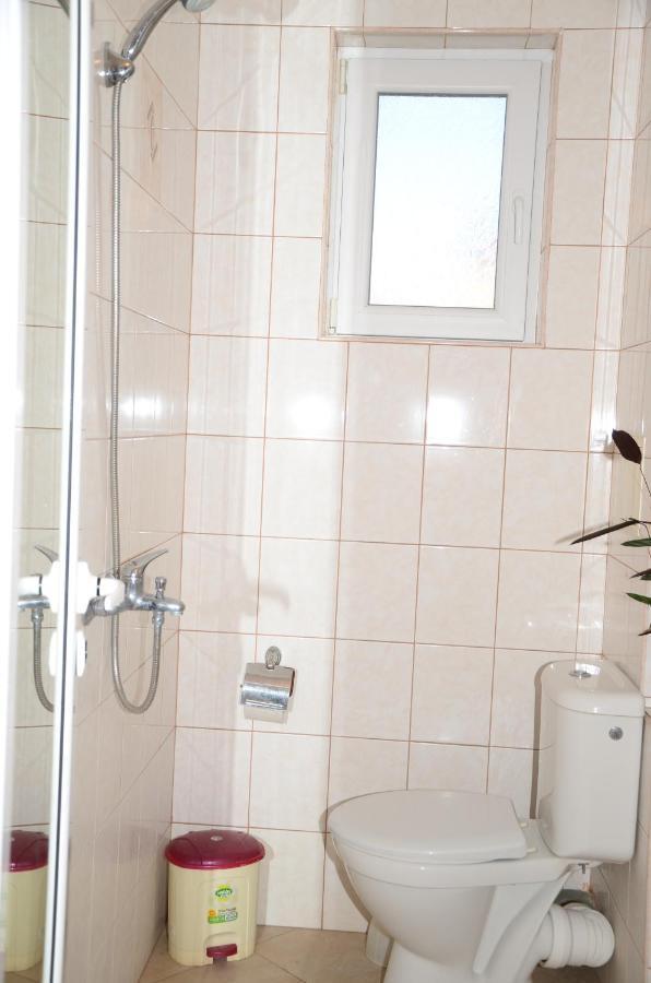 Veda Guest House Pomorie Pokoj fotografie